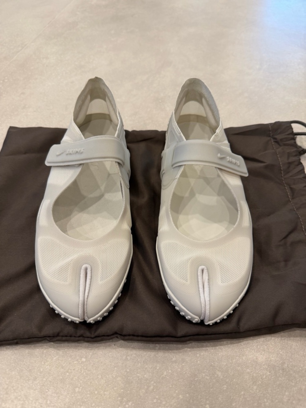 SKIMS White Slip-On Mary Jane - Picture 2 of 4